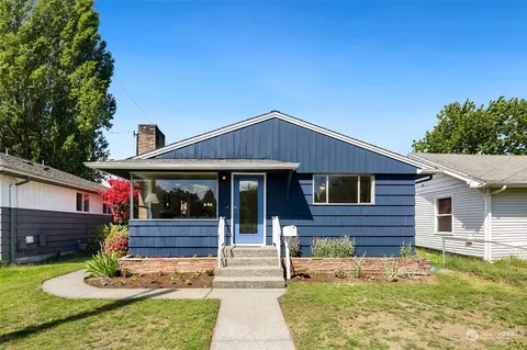 9425 20th Ave SW, Seattle, WA 98106