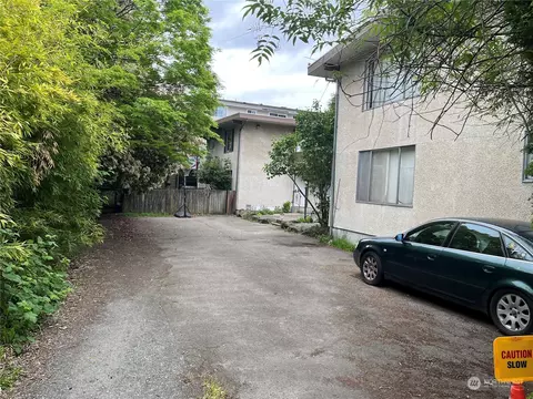 9322 Stone Ave N, Seattle, WA 98103 photo 4