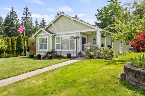 2201 26th St, Anacortes, WA 98221