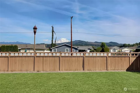 320 Rushton Ave, Orting, WA 98360 photo 4