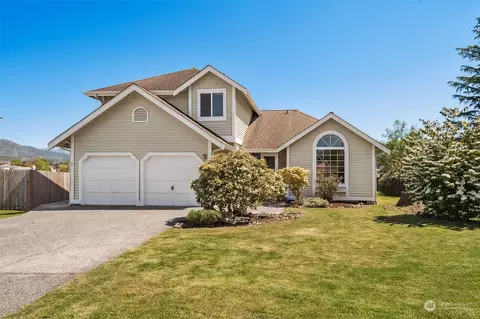 226 Jewel St, Enumclaw, WA 98022
