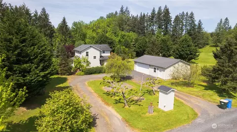 214 Pleasant Valley Rd, Winlock, WA 98596