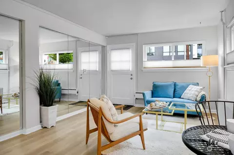 4407 SW Alaska St #11, Seattle, WA 98116