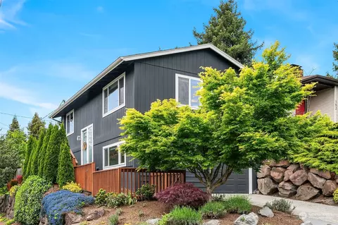 156 NW 84th St, Seattle, WA 98117