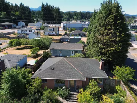 804 E Tenth St, Port Angeles, WA 98362