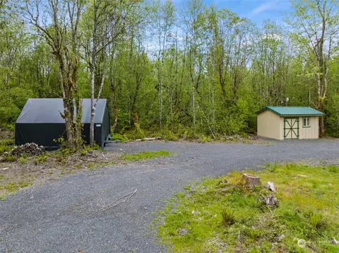 420 Oyler Rd, Toledo, WA 98591