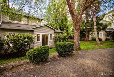 Exterior - 13400 Dumas Rd #J1, Mill Creek, WA 98012 photo 3 of 5