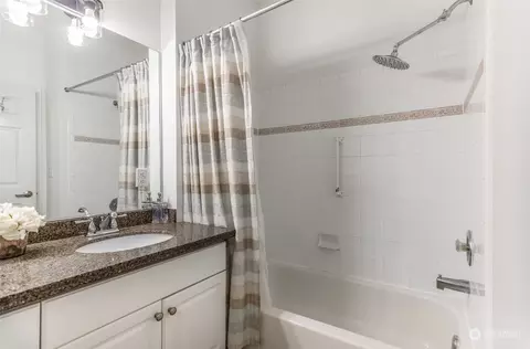 Bath - 13400 Dumas Rd #J1, Mill Creek, WA 98012 photo 2 of 4