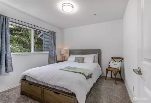 Bedroom - 13400 Dumas Rd #J1, Mill Creek, WA 98012 photo 7 of 8