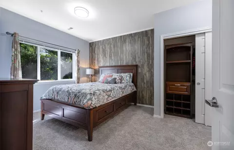 Bedroom - 13400 Dumas Rd #J1, Mill Creek, WA 98012 photo 1 of 8