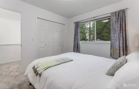 Bedroom - 13400 Dumas Rd #J1, Mill Creek, WA 98012 photo 8 of 8