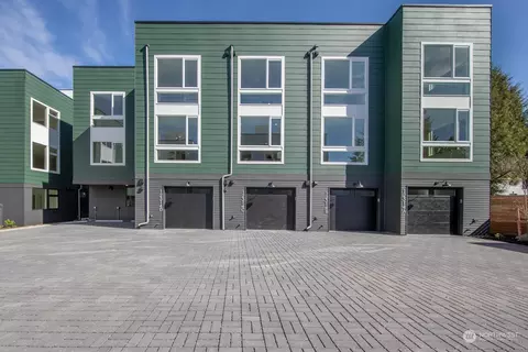 12314 14th Ave NE #A, Seattle, WA 98125