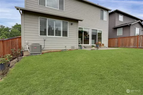 Exterior - 22509 SE 265th Pl, Maple Valley, WA 98038 photo 7 of 9