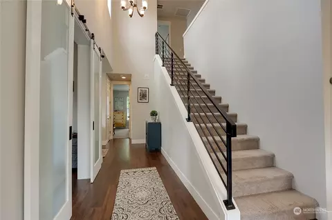 Entry Way - 22509 SE 265th Pl, Maple Valley, WA 98038 photo 2 of 2