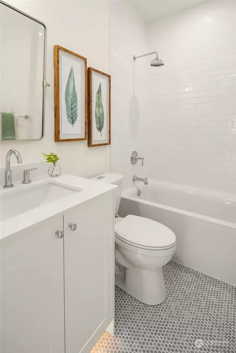 415 31st Ave E, Seattle, WA 98112 photo 24