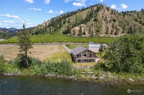 9433 Pakascwa Rd, Peshastin, WA 98847