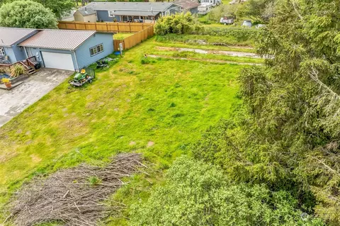 24419 Birch Pl, Ocean Park, WA 98640