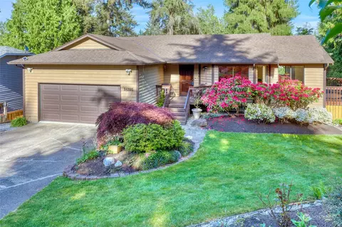 24295 33rd Ct W, Brier, WA 98036