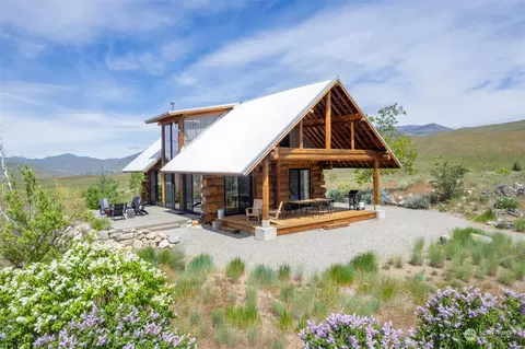 120 Finley Canyon Rd, Twisp, WA 98856