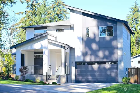 502 SW 365th St #10, Federal Way, WA 98023