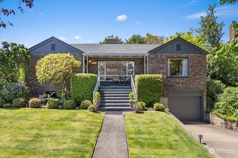 1532 Hoyt Ave, Everett, WA 98201 photo 3