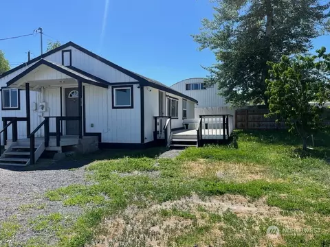 167 Moses Lake Ave, Soap Lake, WA 98851