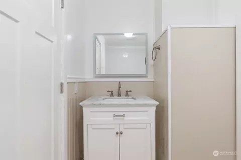 Bath - 2418 State St, Everett, WA 98201 photo 3 of 3