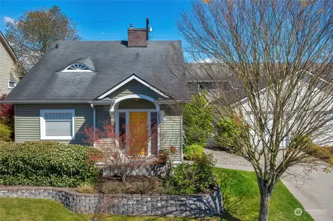 Exterior - 1223 Donovan Ln, Everett, WA 98201 photo 2 of 12