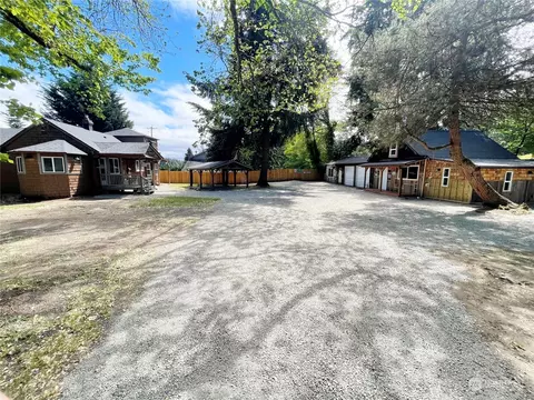 7906 Cirque Dr W, University Place, WA 98467