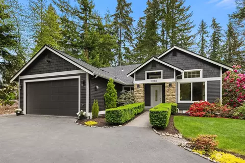 11230 W Lake Joy Dr NE, Carnation, WA 98014