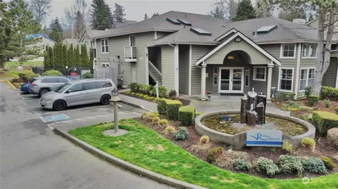 28302 18th Ave S #PH, Federal Way, WA 98003