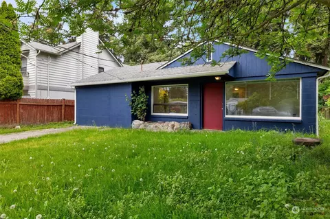 14020 Wallingford Ave N, Seattle, WA 98133