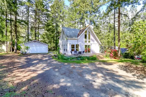 452 SW Atkinson Rd, Port Orchard, WA 98367