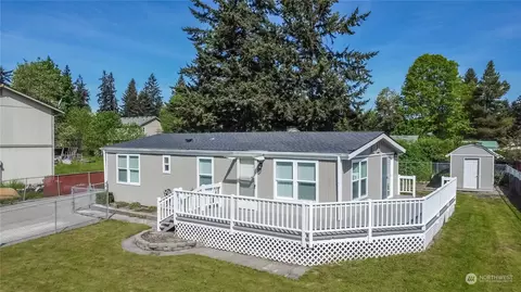 22225 126th St E, Bonney Lake, WA 98391