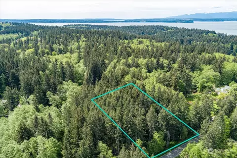 1664 Lancaster Rd, Freeland, WA 98249
