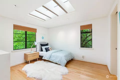 303 36th Ave E, Seattle, WA 98112 photo 19
