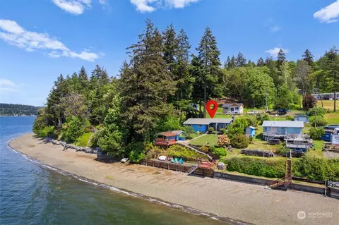 111 E Shoreline Ln, Shelton, WA 98584