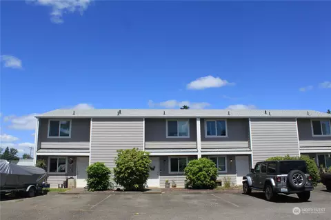 Exterior - 2733 Initial Pl, Enumclaw, WA 98022 photo 9 of 11