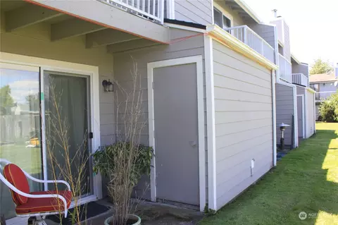 Exterior - 2733 Initial Pl, Enumclaw, WA 98022 photo 11 of 11