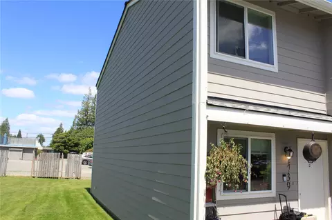 Exterior - 2733 Initial Pl, Enumclaw, WA 98022 photo 3 of 11