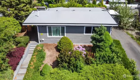 808 NE Camas Ave, Renton, WA 98056