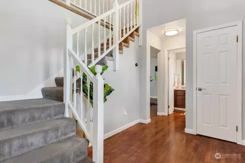 Entry Way - 17218 3rd Ave SE, Bothell, WA 98012 photo 1 of 1