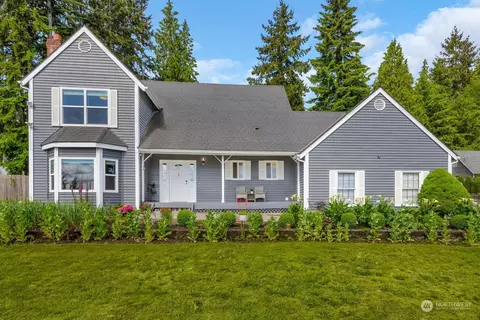 Exterior - 17218 3rd Ave SE, Bothell, WA 98012 photo 1 of 7