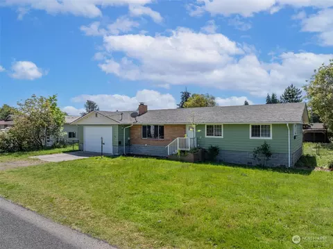 908 W Chestnut St, Centralia, WA 98531