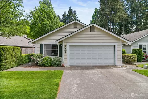6012 Regents Ln SE, Lacey, WA 98513