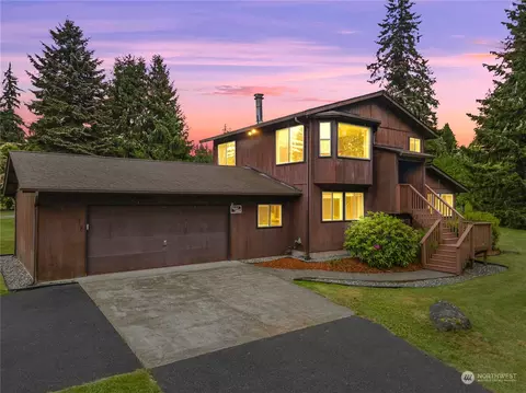 3567 NW Lakeness Rd, Poulsbo, WA 98370