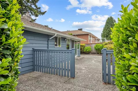 10616 NE 194th St, Bothell, WA 98011 photo 23