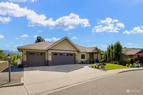 309 Stoneridge Dr, East Wenatchee, WA 98802