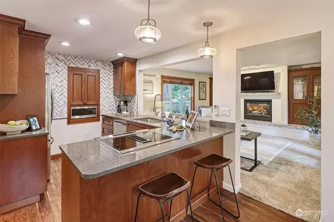 Kitchen - 19910 96th Ave NE, Bothell, WA 98011 photo 1 of 3