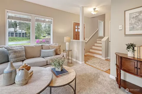 Entry Way - 19910 96th Ave NE, Bothell, WA 98011 photo 1 of 3